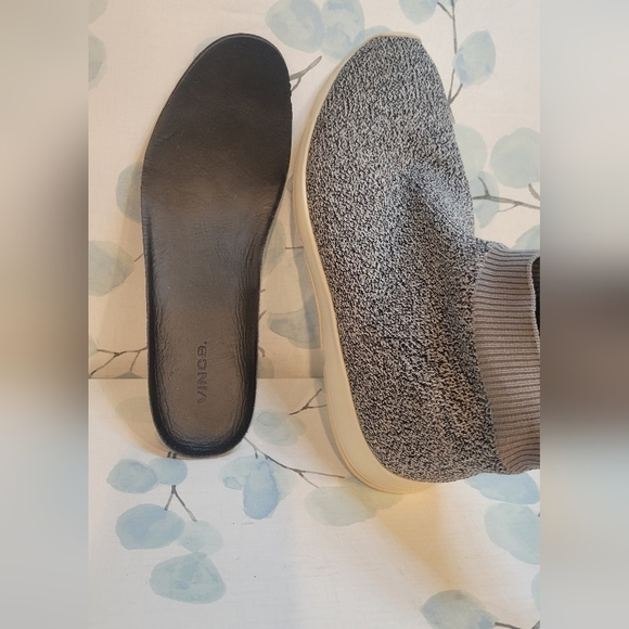 Vince Tyra Grey Knit Sock shoe size 8.5 - Picture 9 of 9